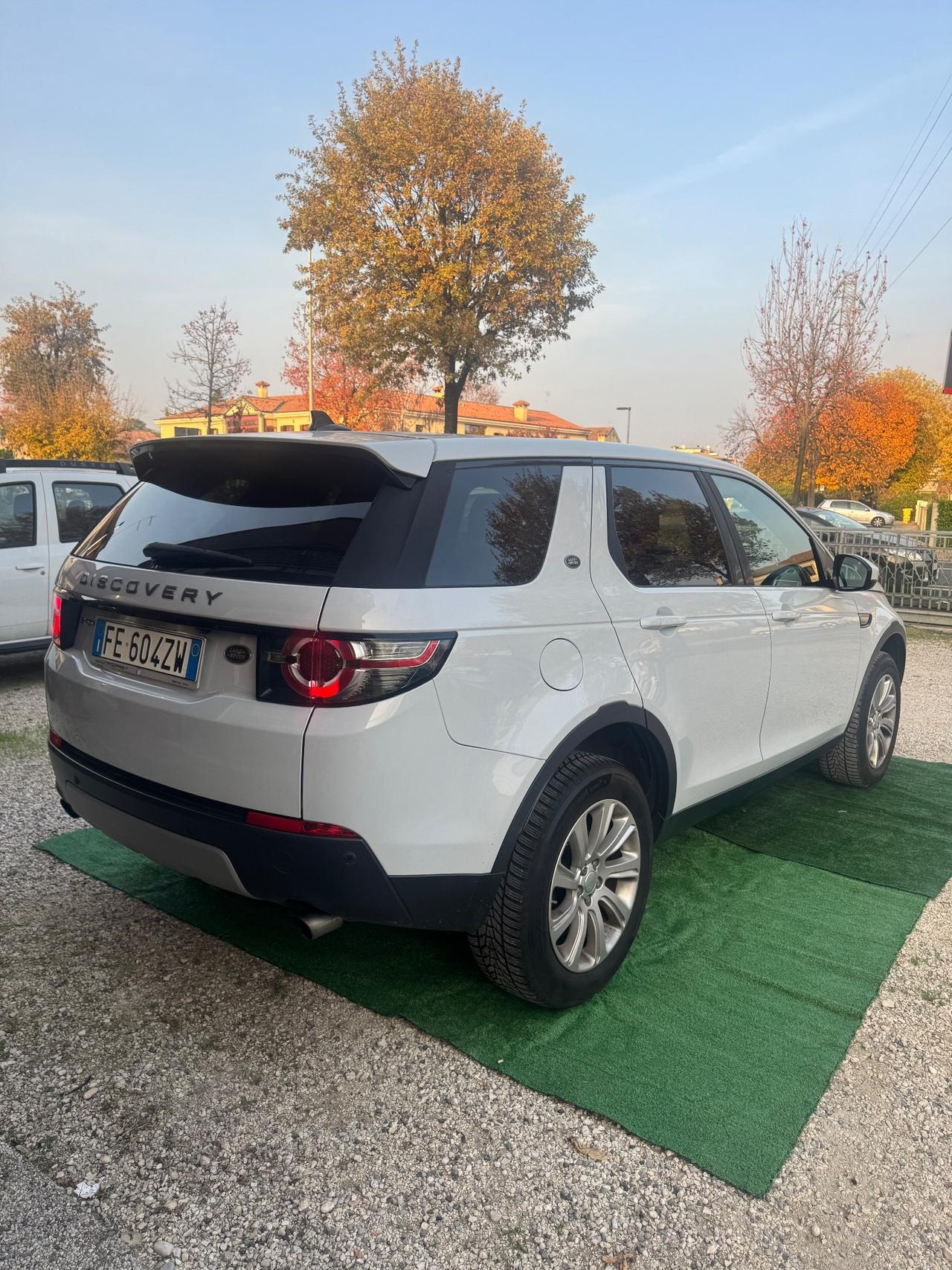 Land Rover Discovery Sport 2.0 TD4 180 CV HSE Luxury