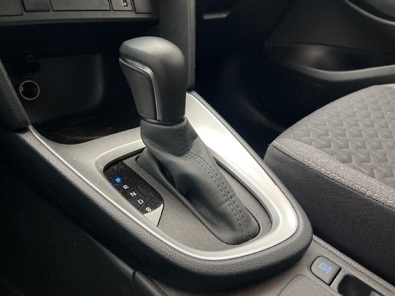 Toyota Yaris Cross 1.5h Business fwd 116cv e-cvt