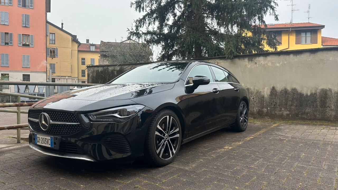 Mercedes-benz CLA 200 d Automatic Premium