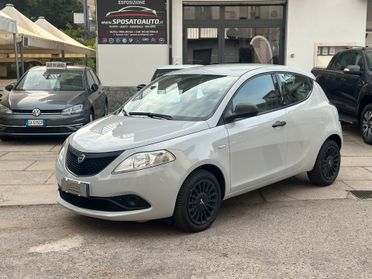 Lancia Ypsilon 1.2 69 CV 5 porte Elefantino