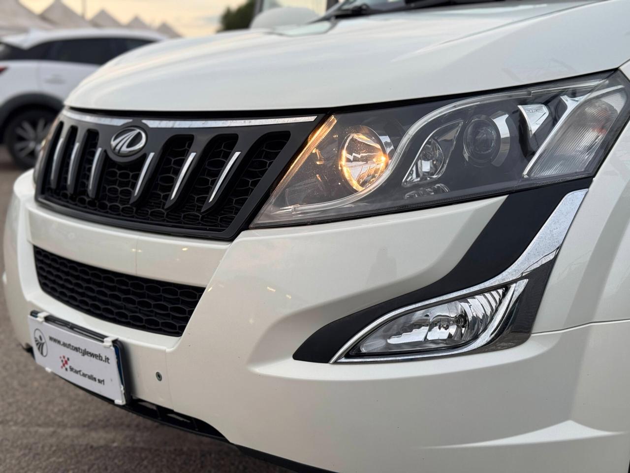 Mahindra XUV500 2.2 16V FWD - 2017