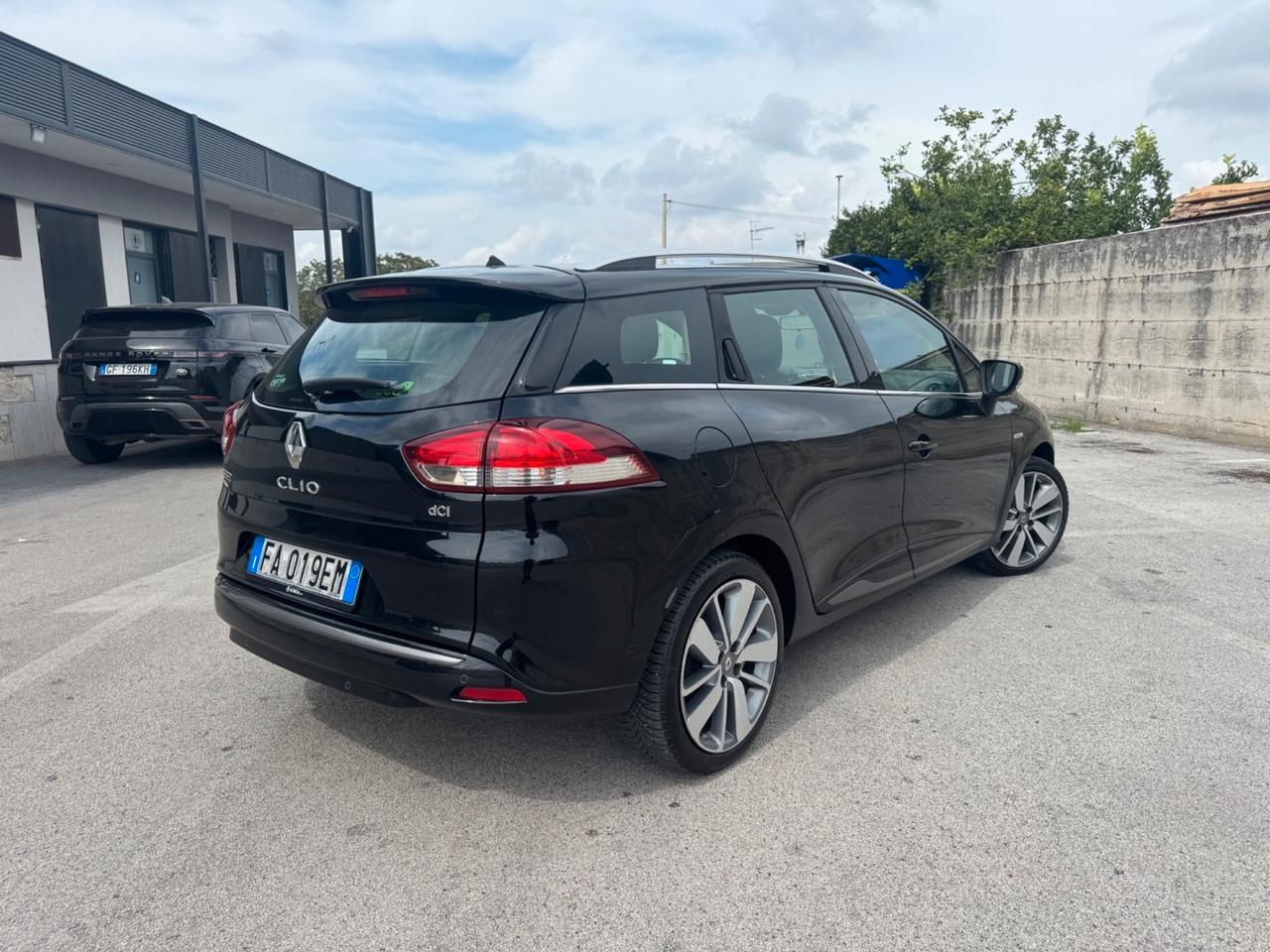 Renault Clio Sporter dCi 8V 90CV COSTUME NATIONAL