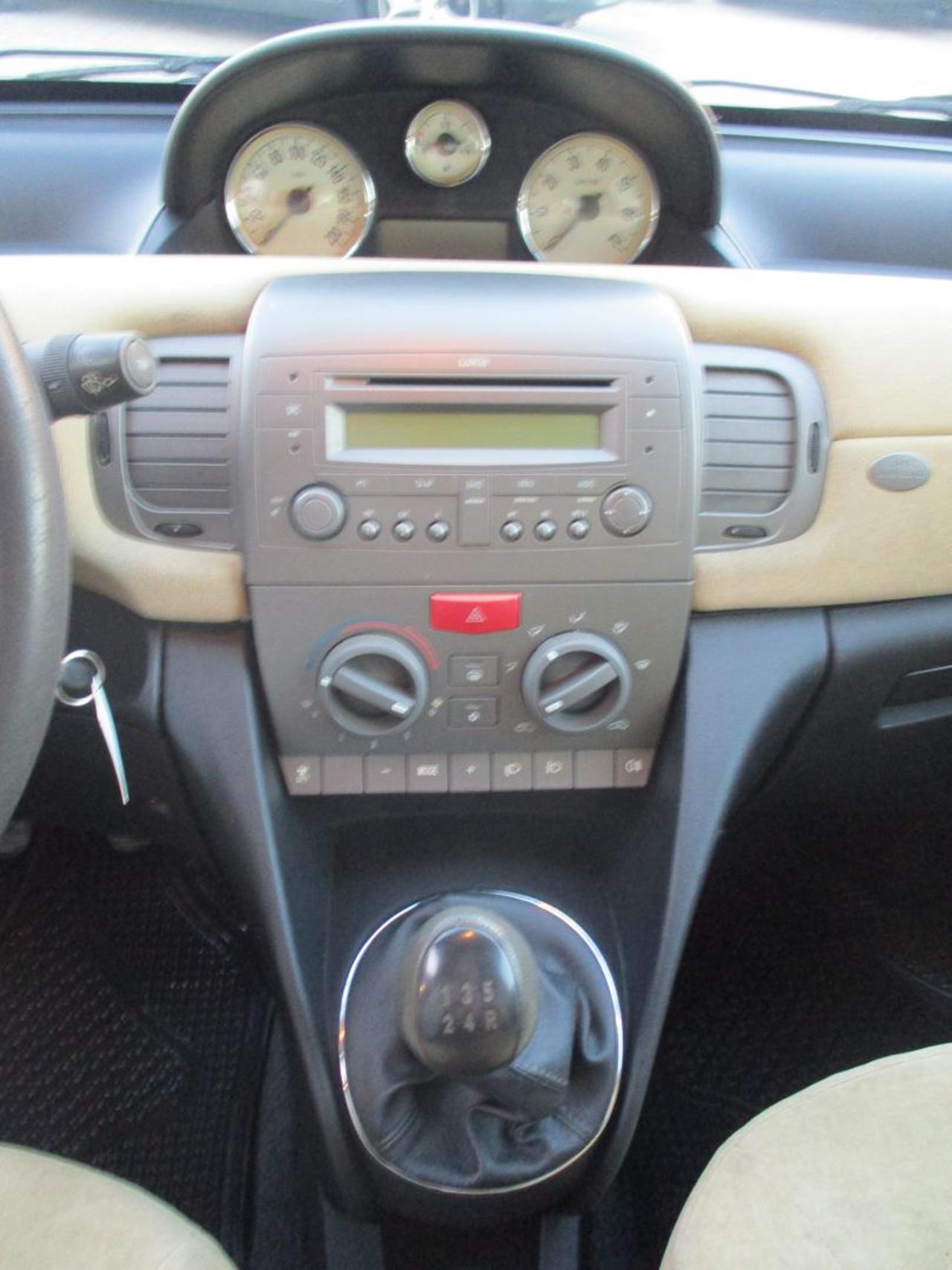 LANCIA Ypsilon 1.3 Multijet 16V Argento