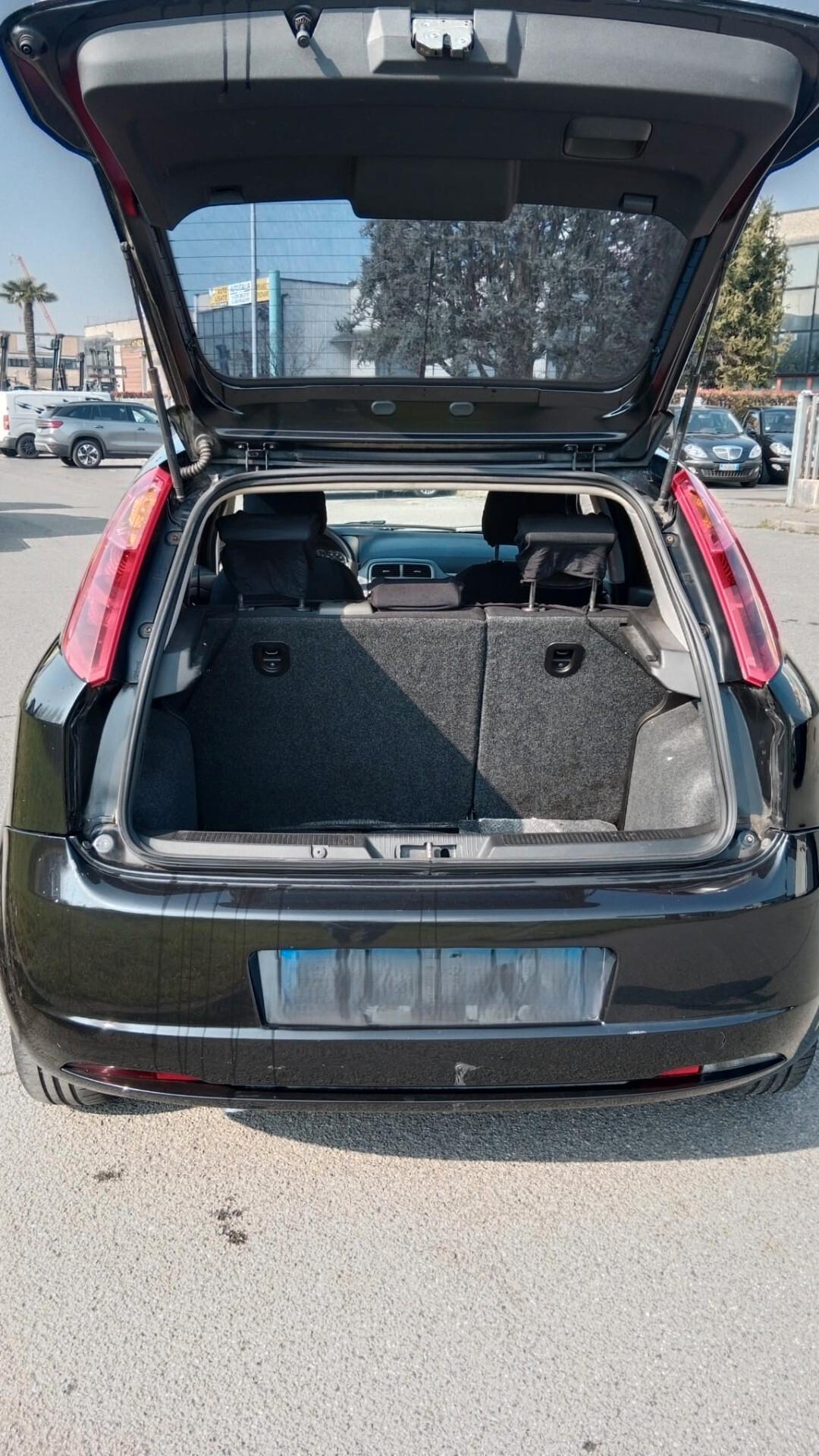 Fiat Grande Punto 1.4 5 porte Active Natural Power