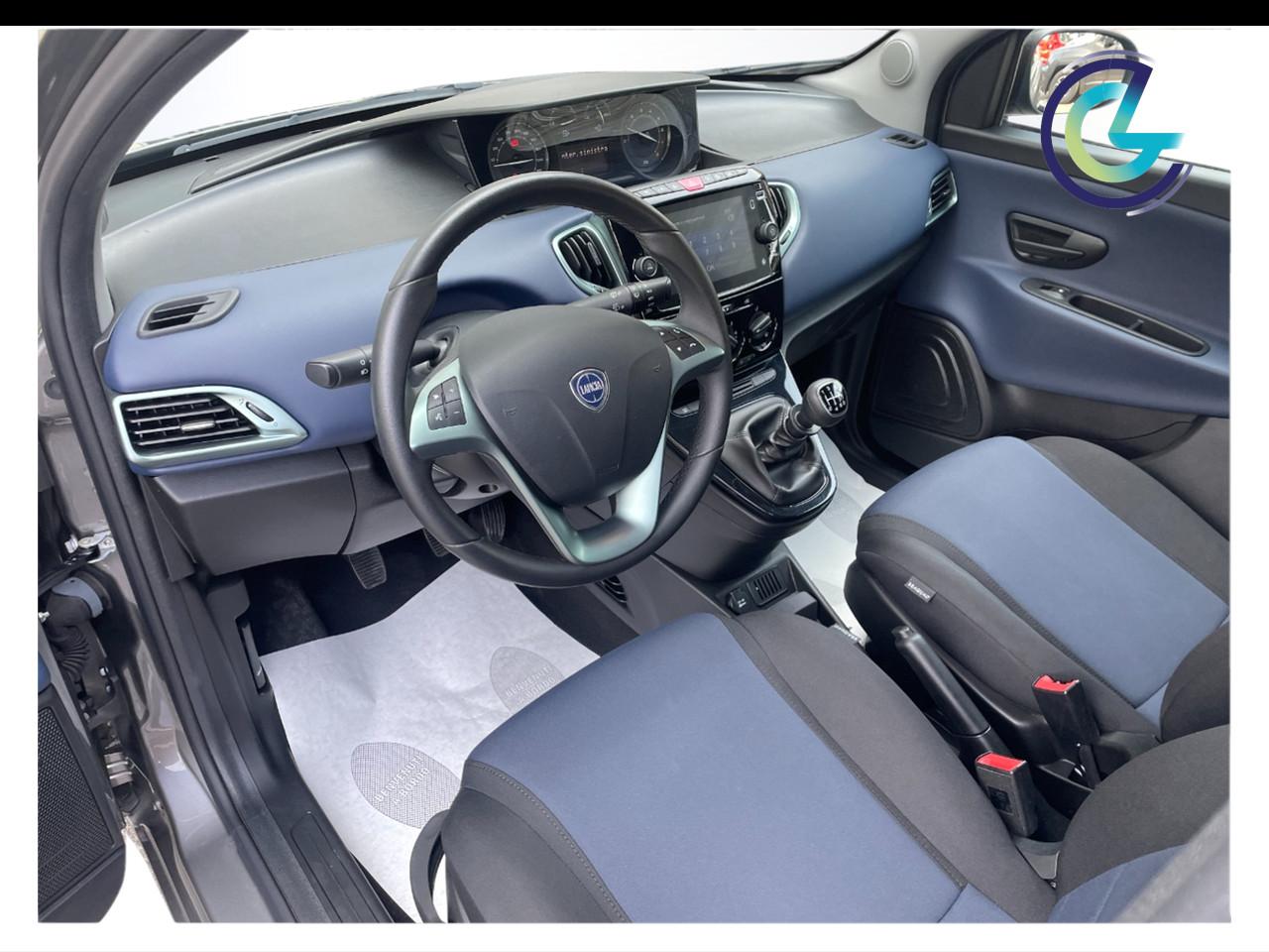 LANCIA Ypsilon III 2021 - Ypsilon 1.0 firefly hybrid Platino s&s 70cv