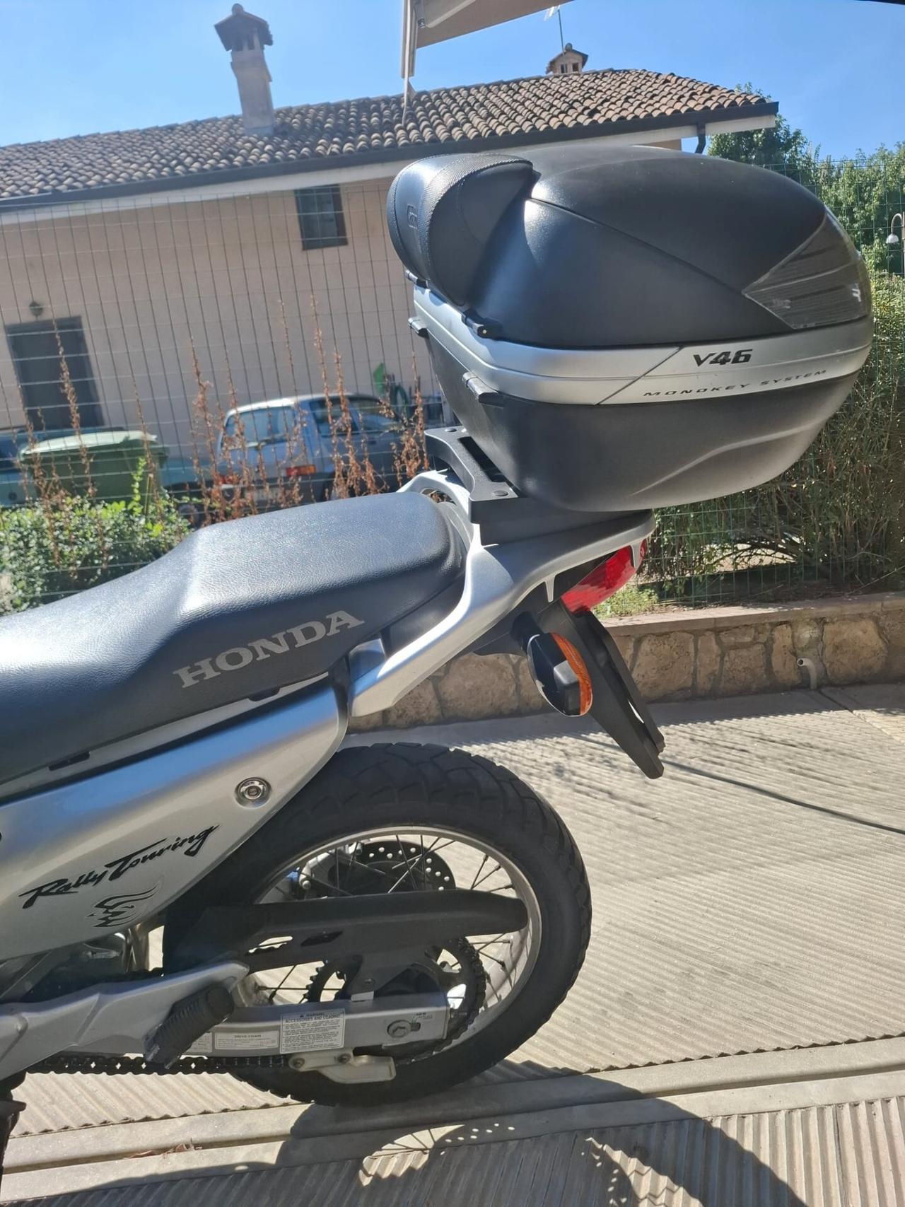 Honda Transalp 650