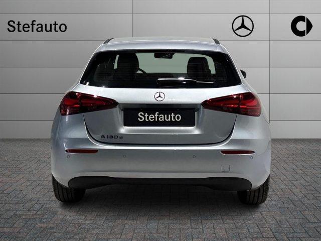 MERCEDES-BENZ A 180 d Automatic Advanced