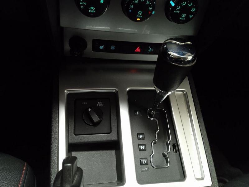 Dodge Nitro 2.8 CRD DPF R/T 4WD