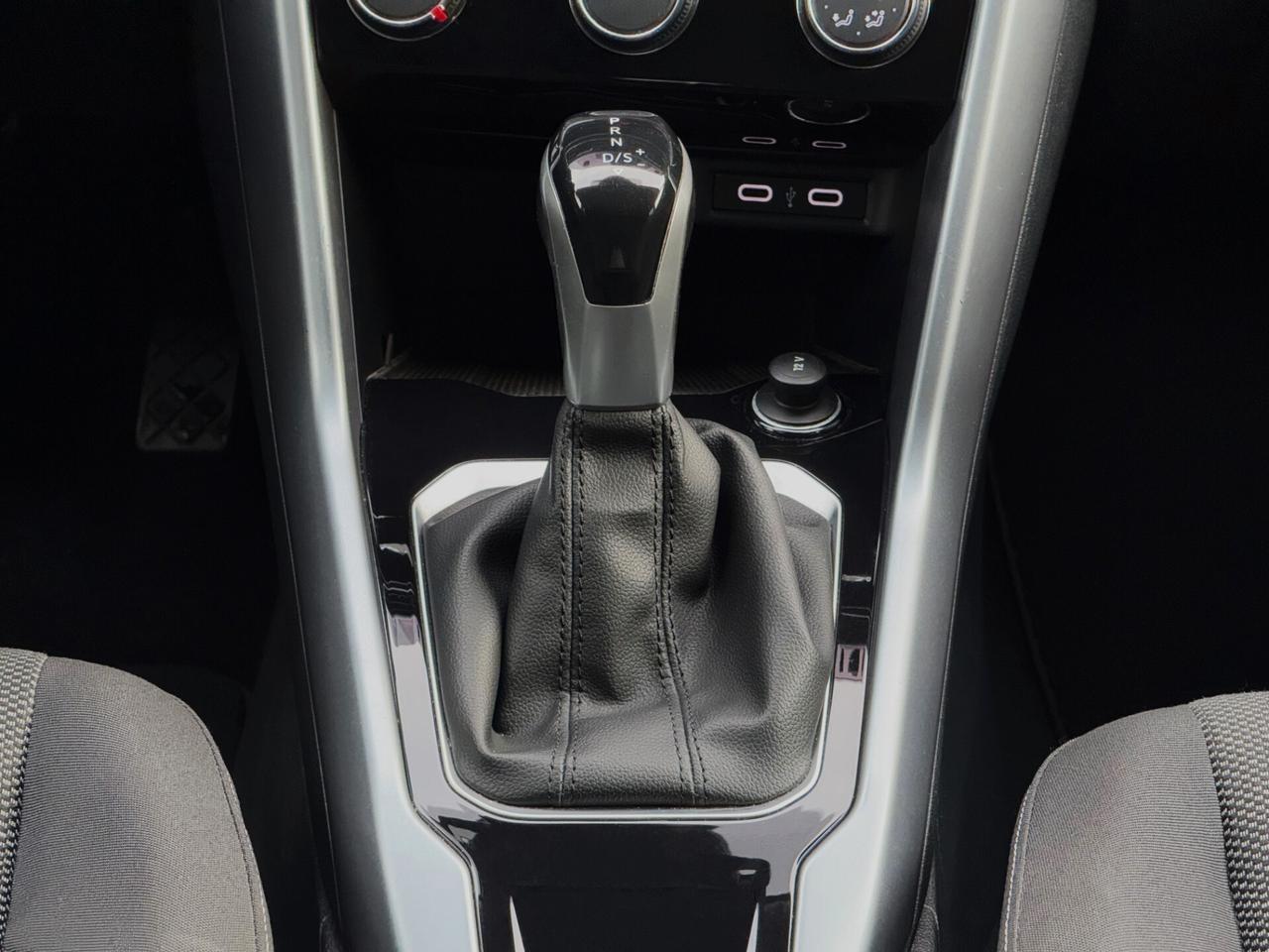 Volkswagen T-Roc 2.0 TDI Life DSG 150CV LED CAR PLAY