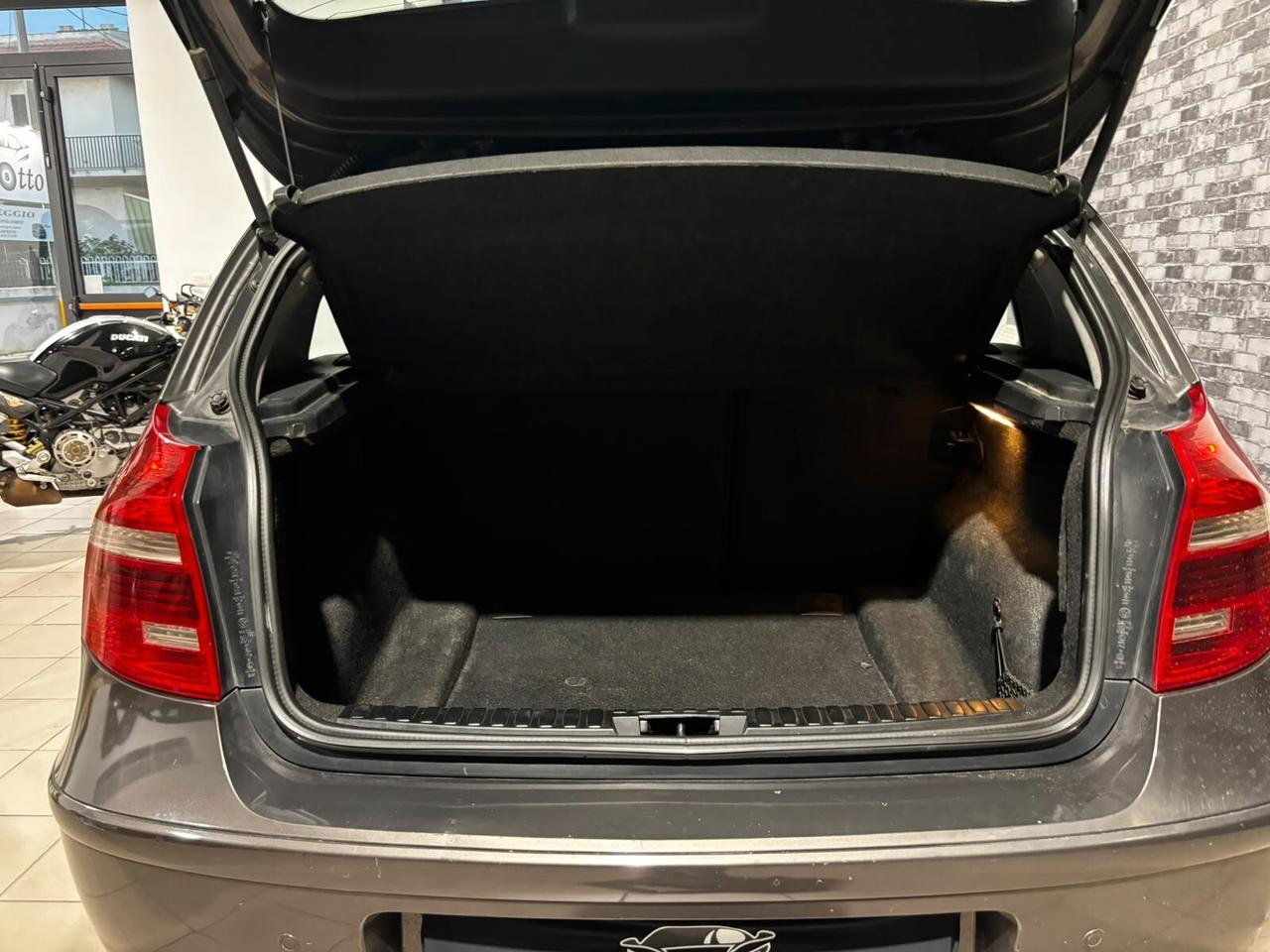 Bmw 120 120d cat 5 porte Futura DPF