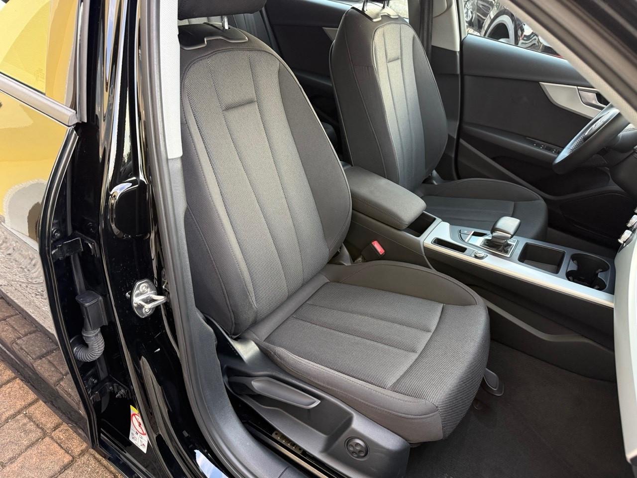 Audi A4 Avant 30 TDI/136 CV S tronic PREZZO REALE