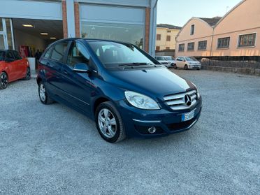 Mercedes-benz B 180 NGT BlueEFFICIENCY Executive