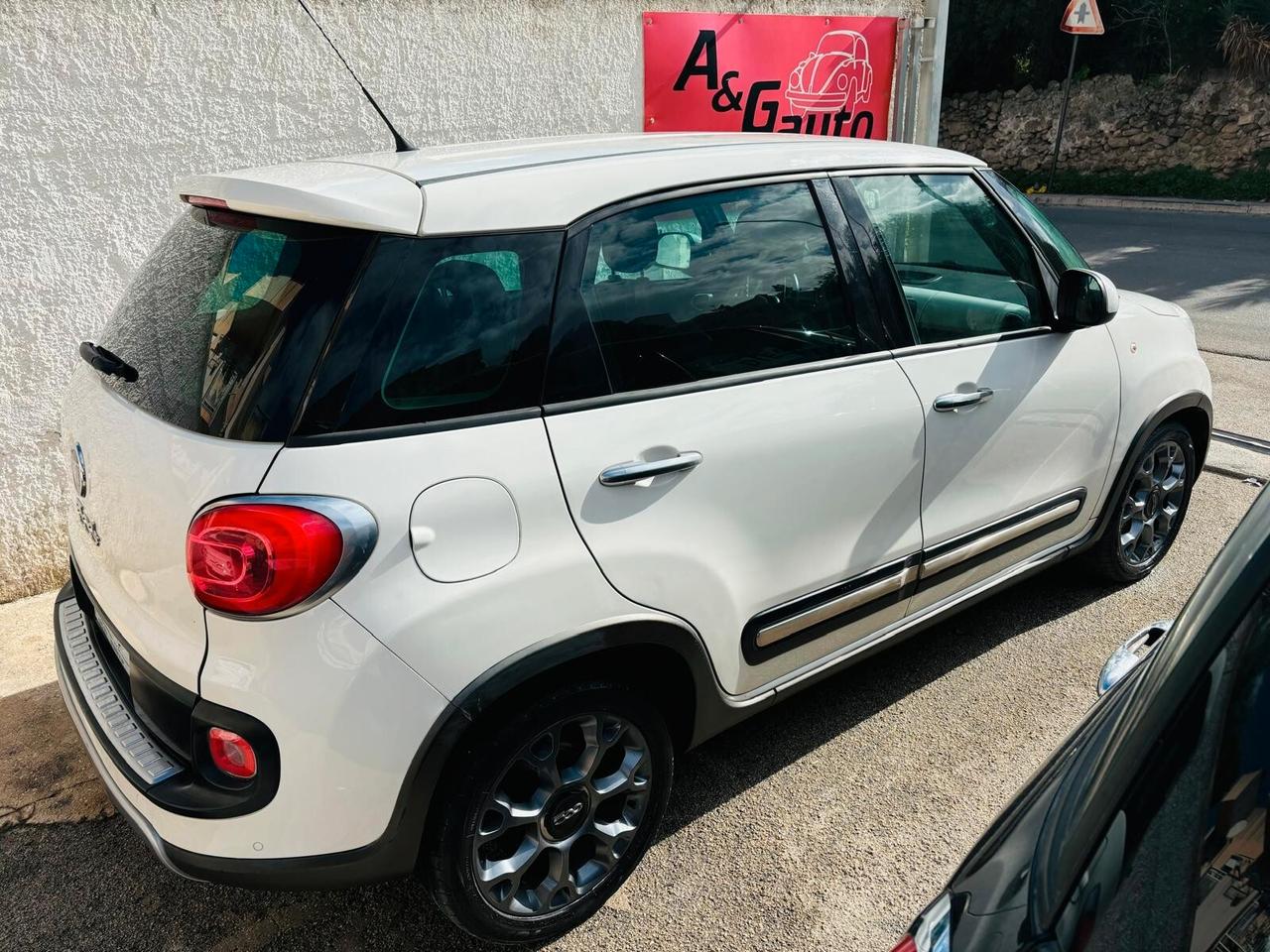 Fiat 500L 1.6 Multijet 105 CV Trekking