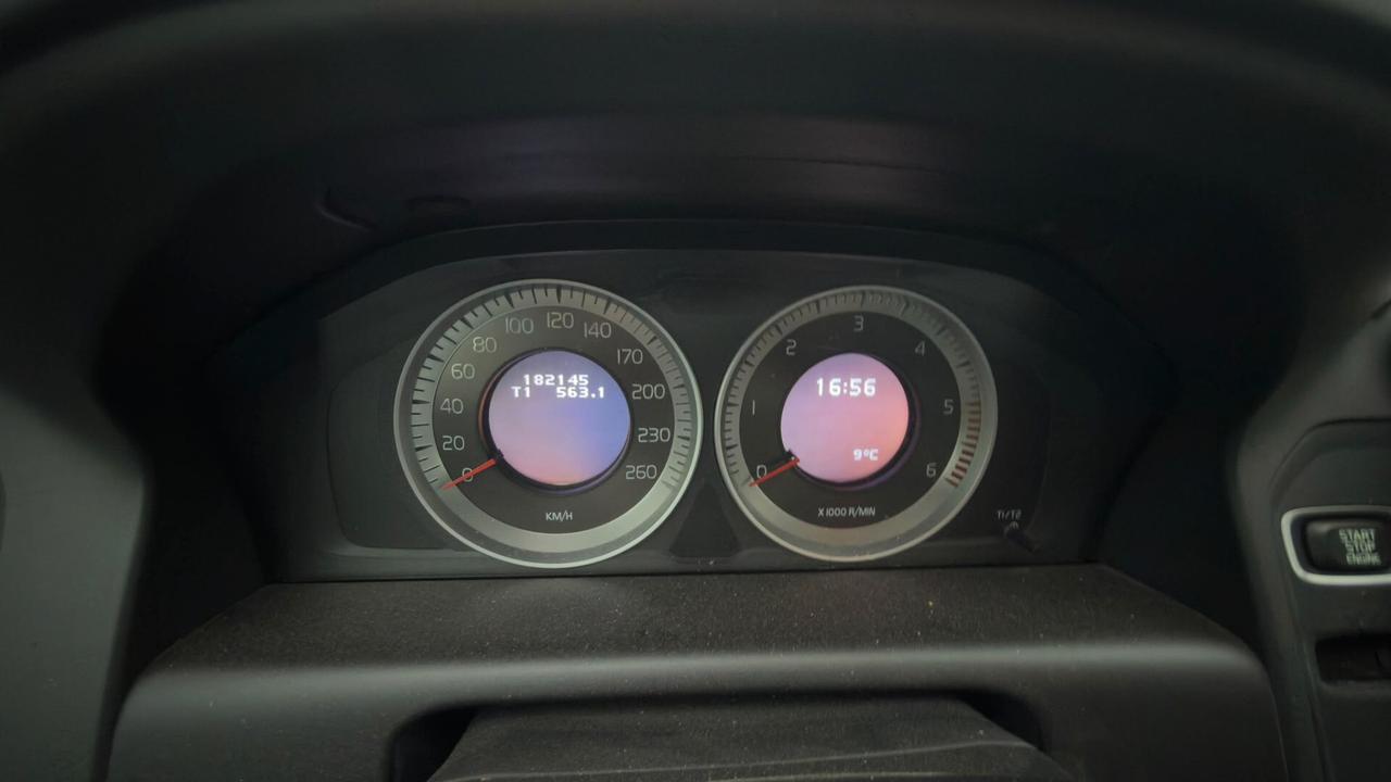 Volvo V60 D4 AWD Geartronic Summum