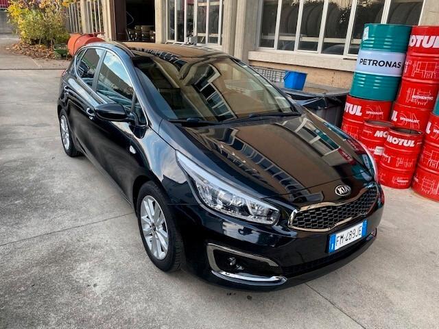 Kia Ceed cee'd 1.6 GDI 5 porte Cool