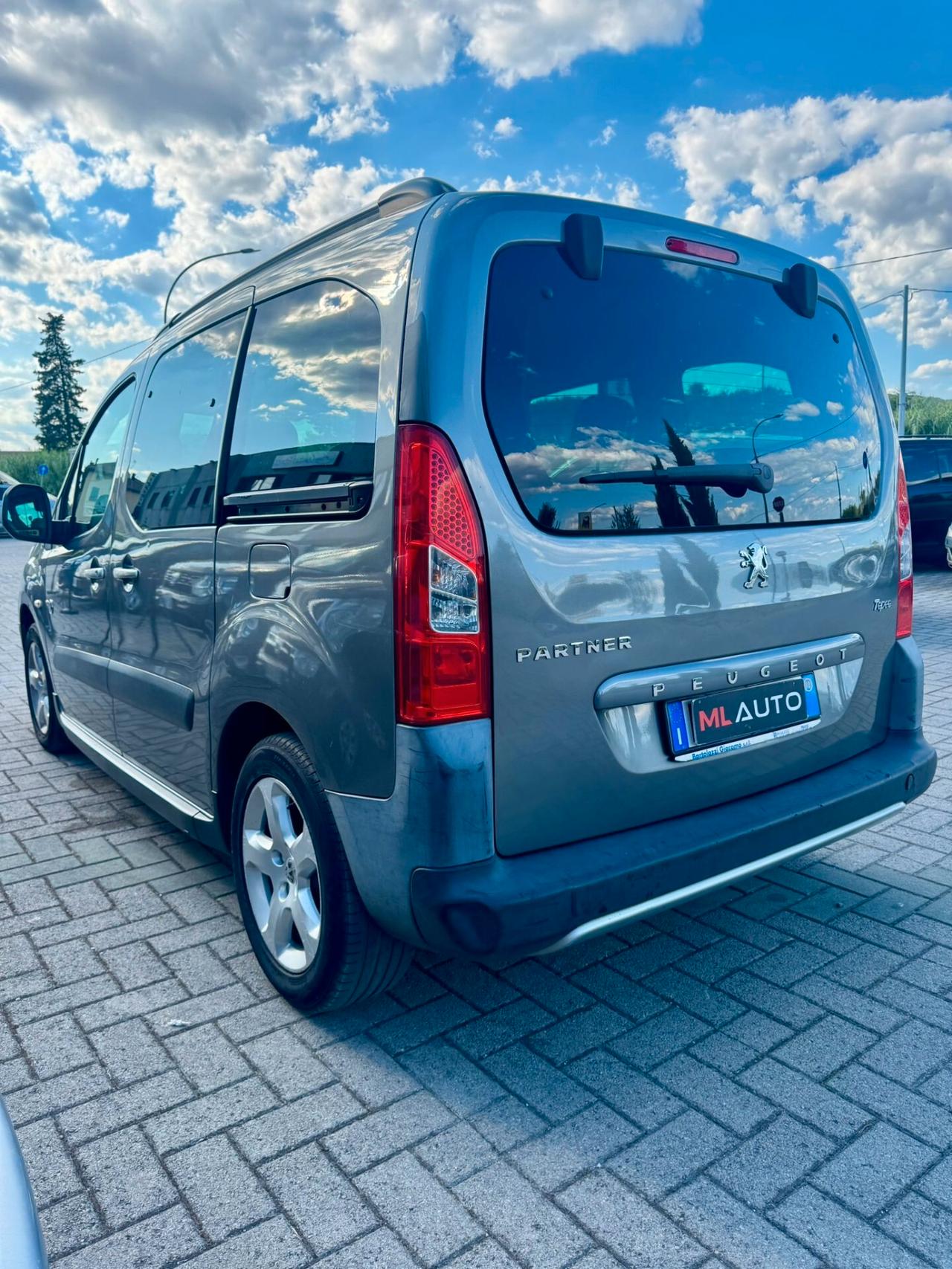 Peugeot Partner Tepee 1.6 HDi 90CV Outdoor - OK NEOPANTENTATO