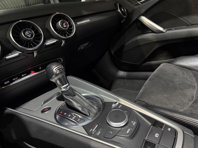 AUDI TT 40 TFSI S LINE CABRIO TOTAL BLACK IVA ESPOSTA