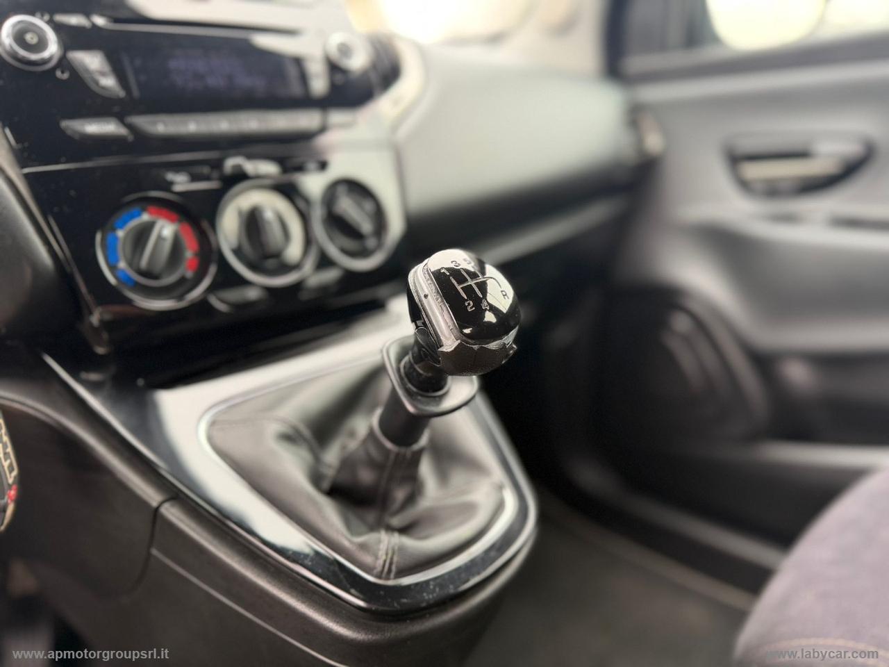 LANCIA Ypsilon 0.9 T.Air 85CV 5p. Met.Ec. Gold