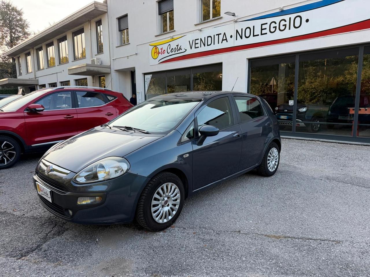 Fiat Punto Evo 1.4 16V 5 porte NEOP. Dynamic