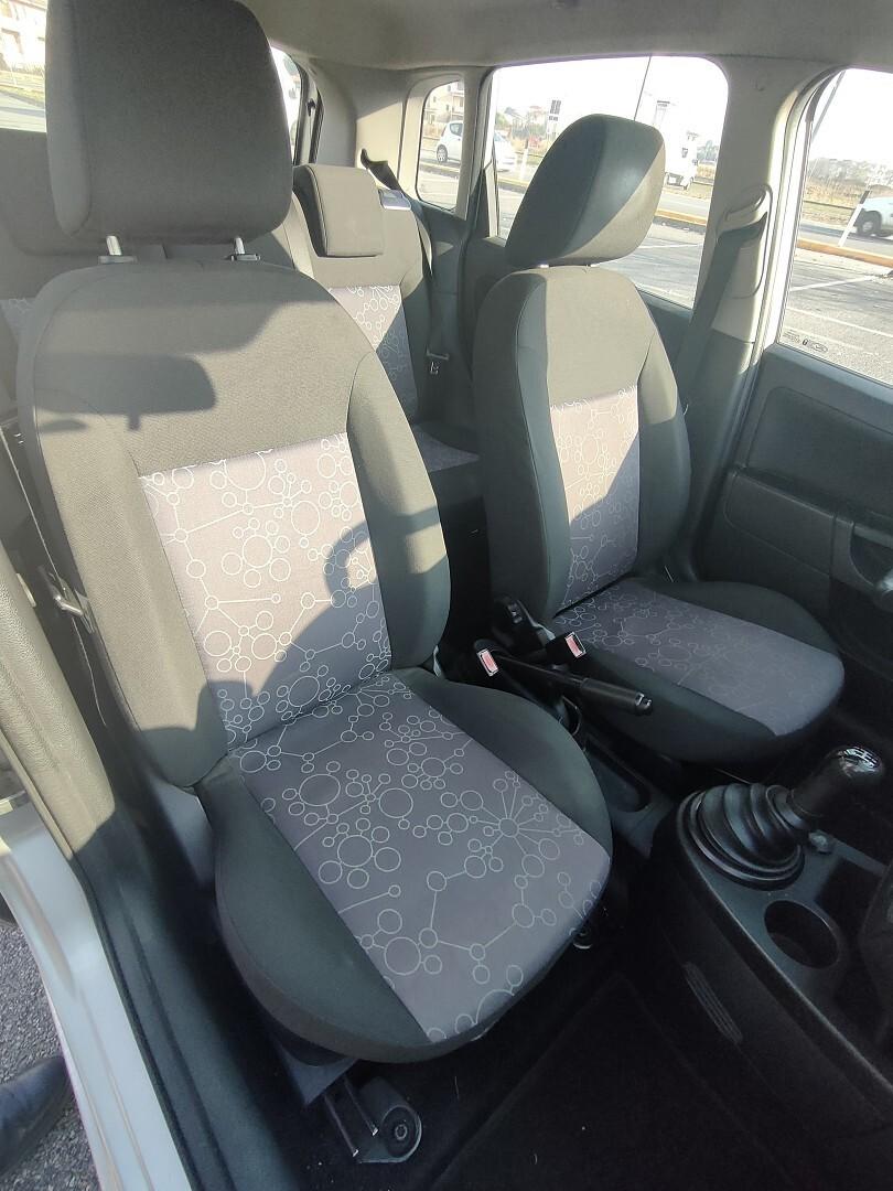 FORD Fiesta 5p 1.4 tdci Titanium