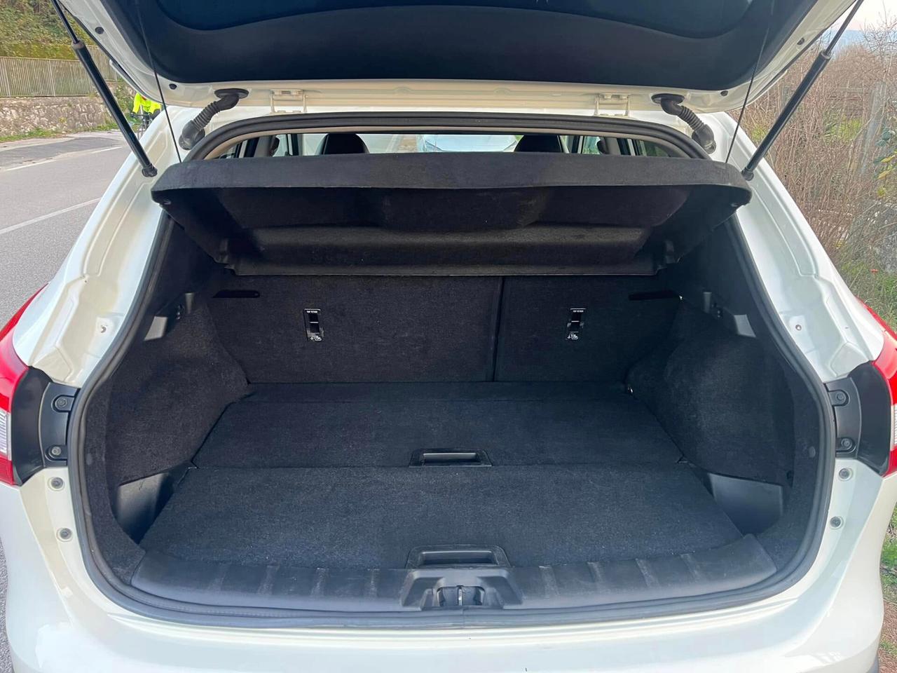 Nissan Qashqai 1.6 dCi 4WD 131CV TETTO N-Connecta