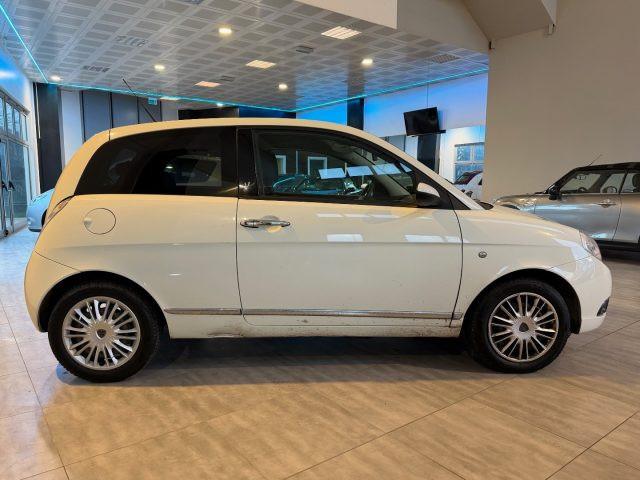 LANCIA Ypsilon 1.2 Versus GPL