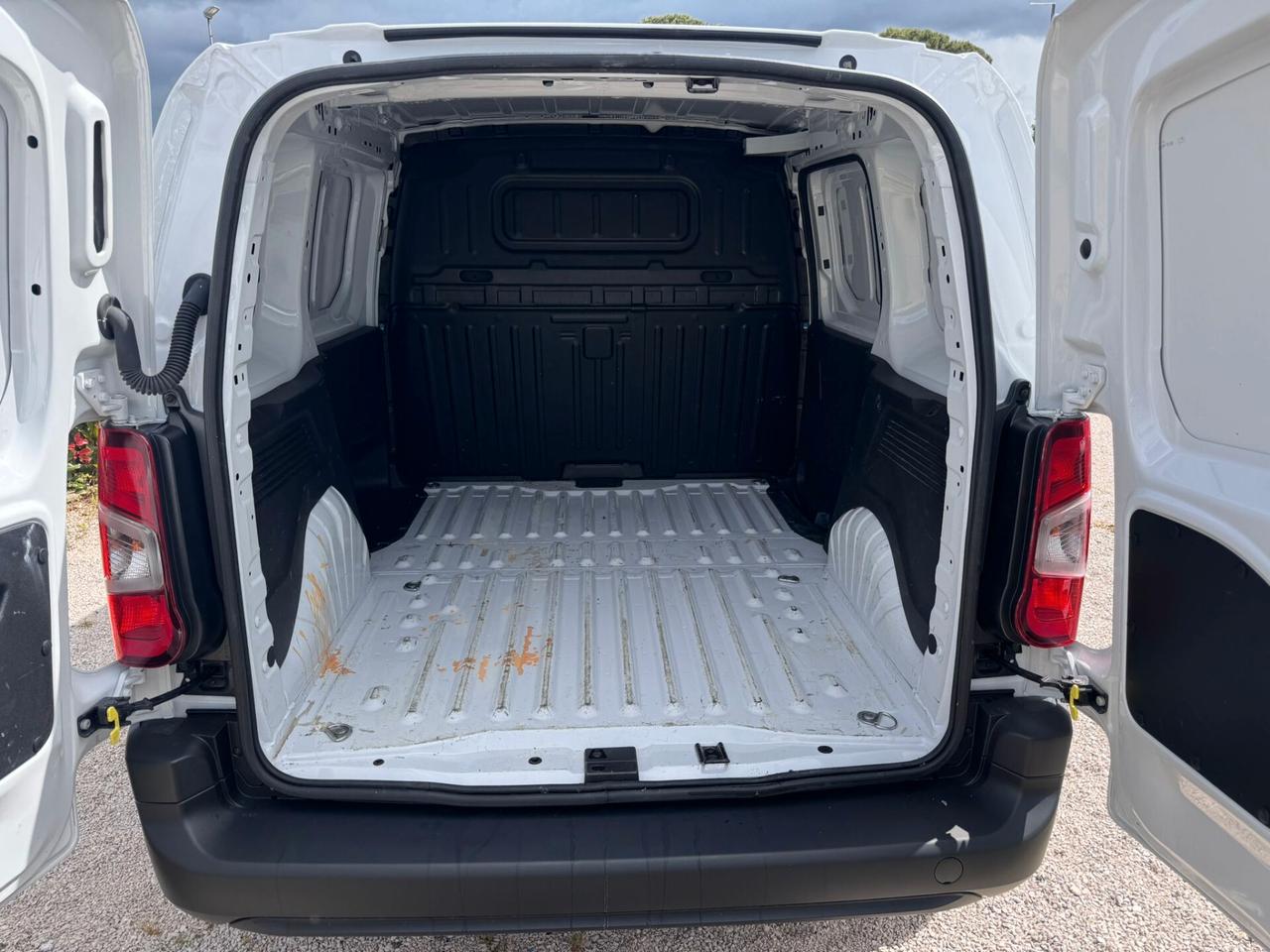 FIAT DOBLO 1.5HDI 100CV E6D.I 2024