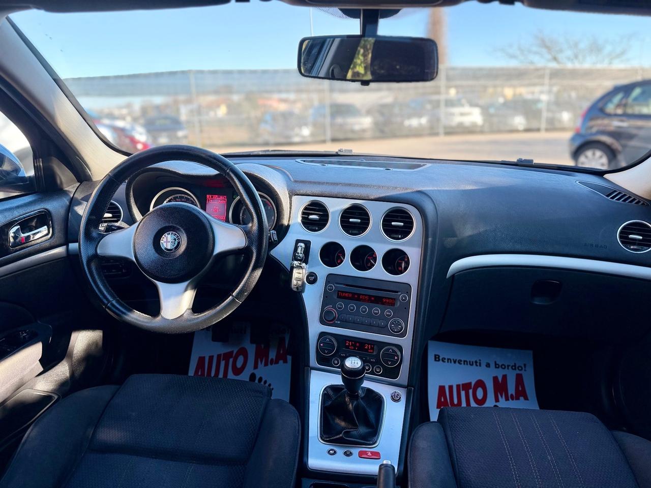 Alfa Romeo 159 1.9 JTDm Sportwagon km 147,000 garanzia 12 mesi