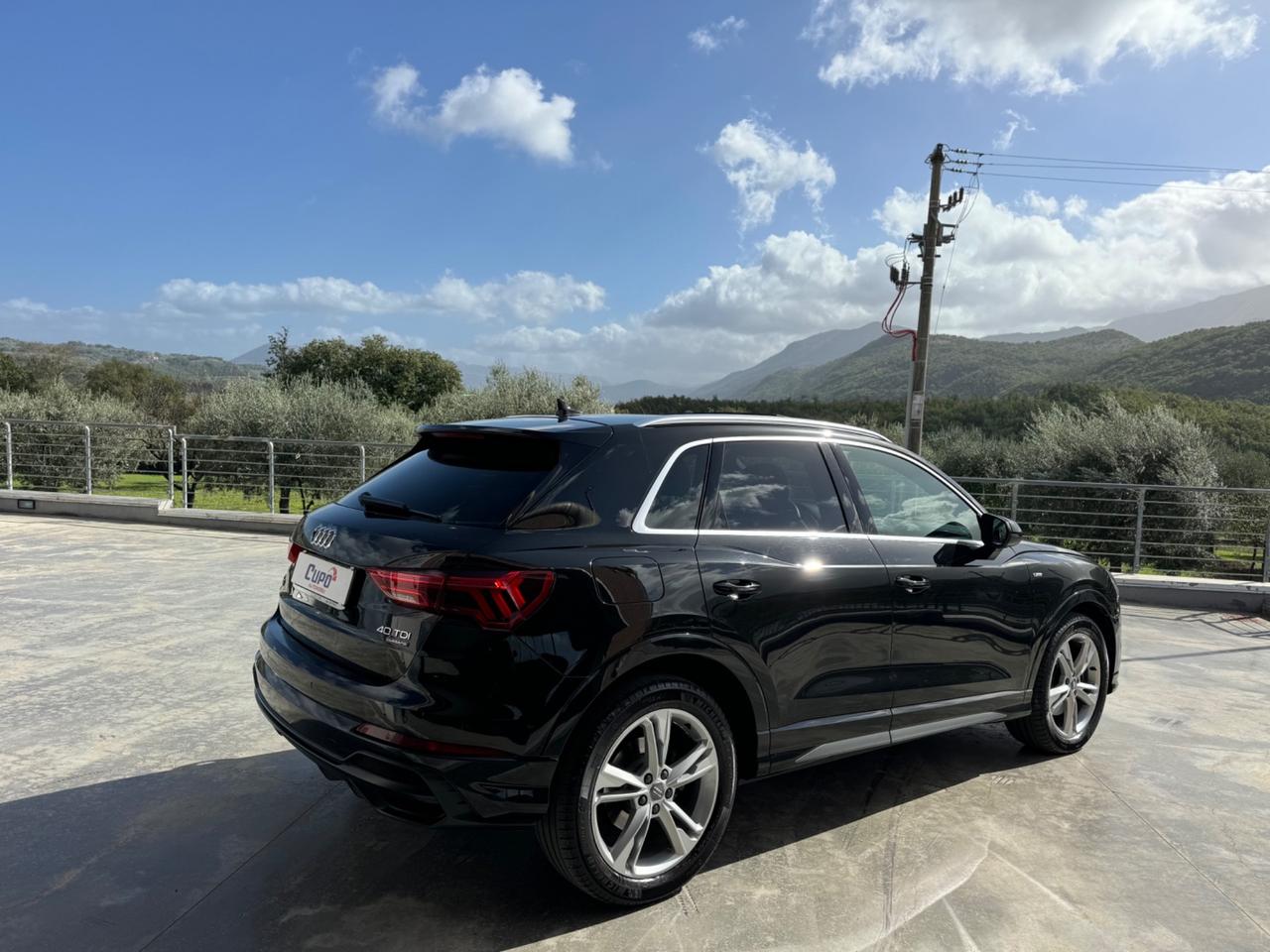 Audi Q3 40 TDI quattro S tronic S-Line
