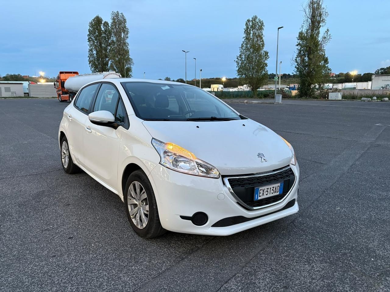 Peugeot 208 1.2 60.000km Unico Proprietario