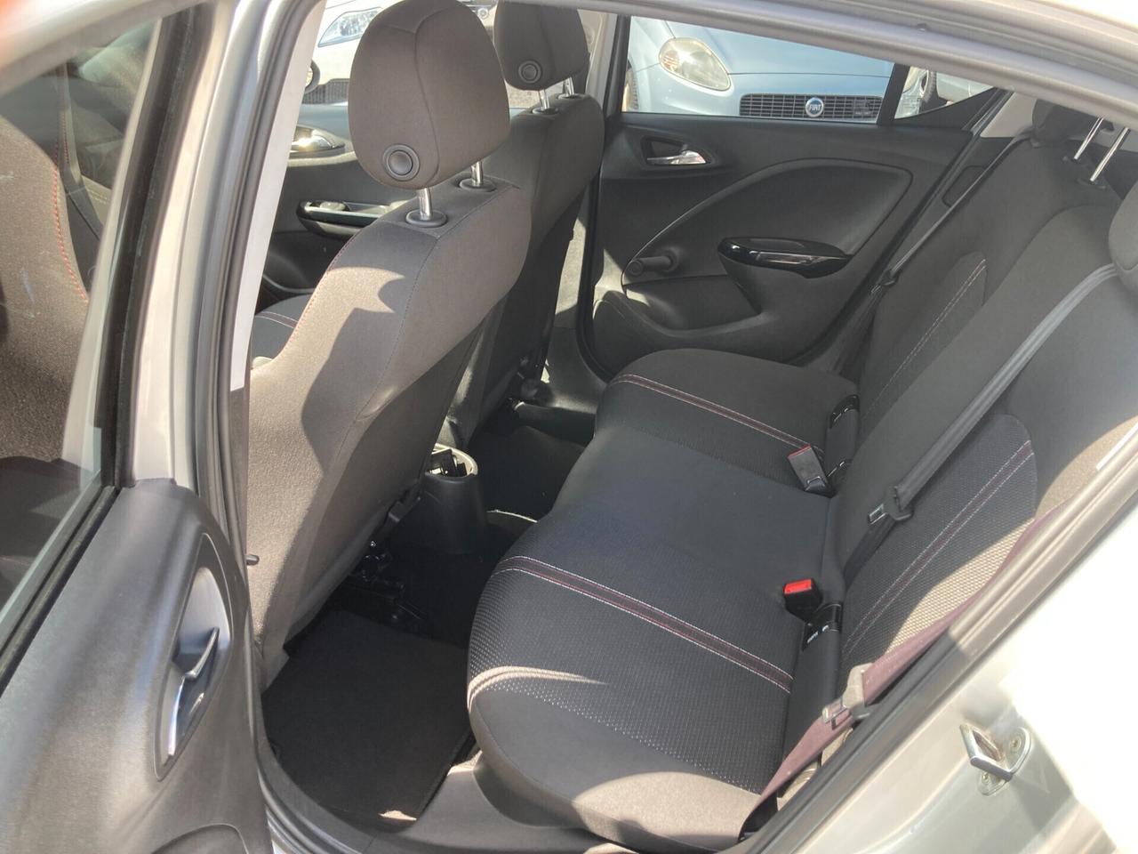 Opel Corsa 1.2 5 porte Advance 75CV