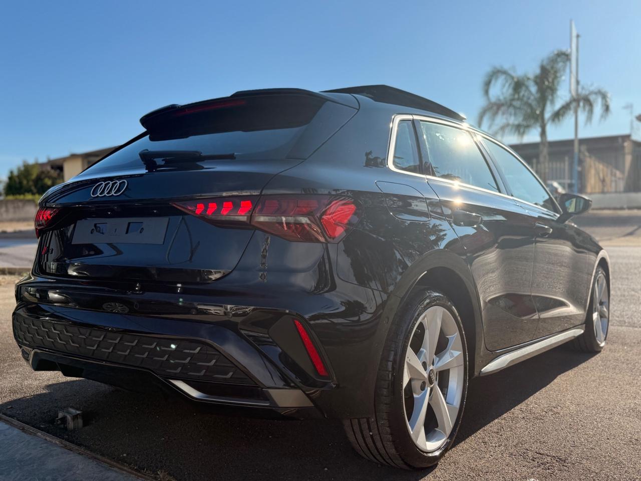 AUDI A3 SPB 35d 150cv S LINE + tetto apr. Pack luci