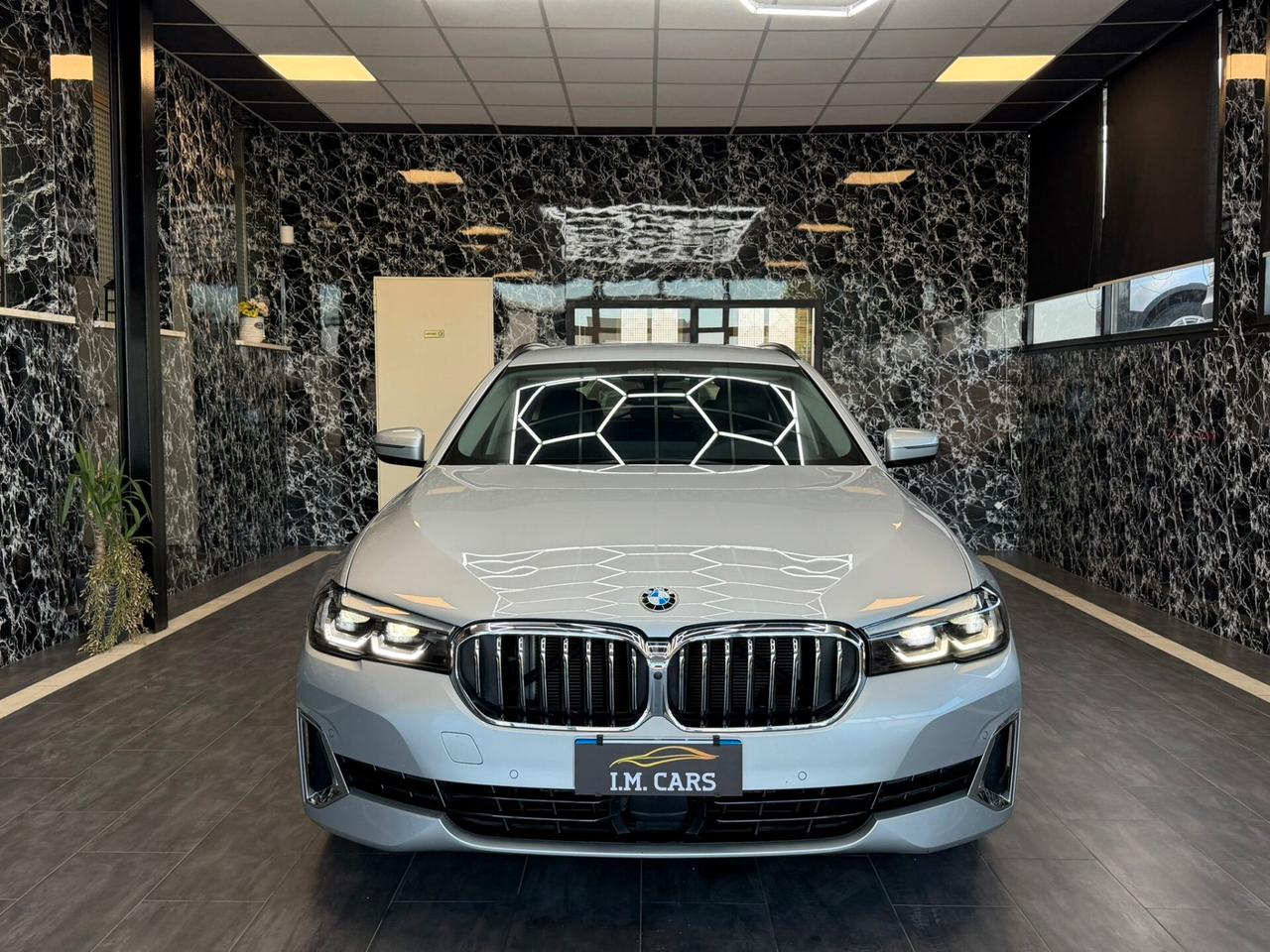 Bmw 518d 48V Touring Luxury Auto