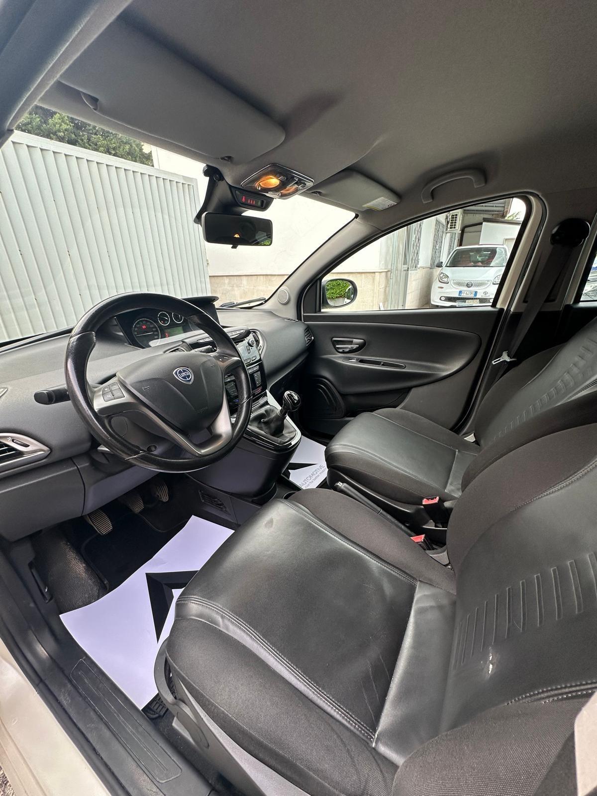 Lancia Ypsilon 1.3 MJT 16V 95 CV 5 porte S&S Platinum