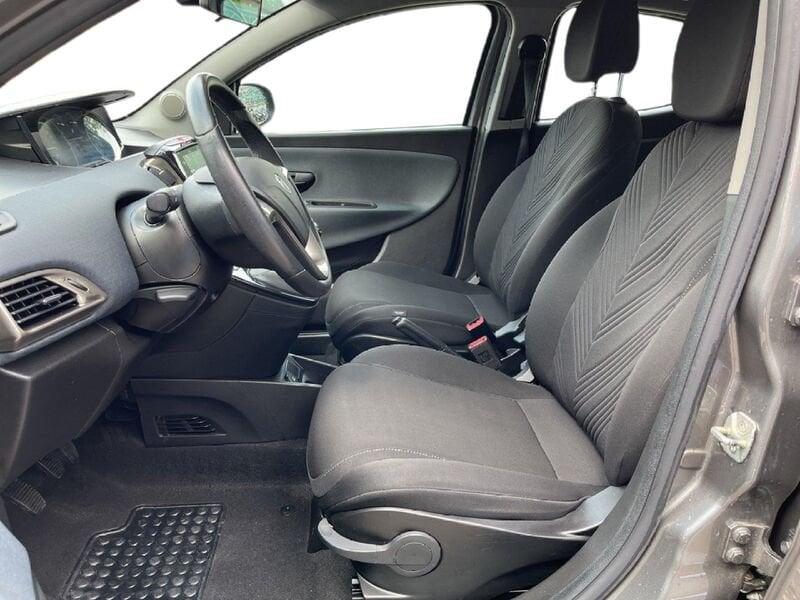 Lancia Ypsilon III 2021 1.0 firefly hybrid Gold s&s 70cv