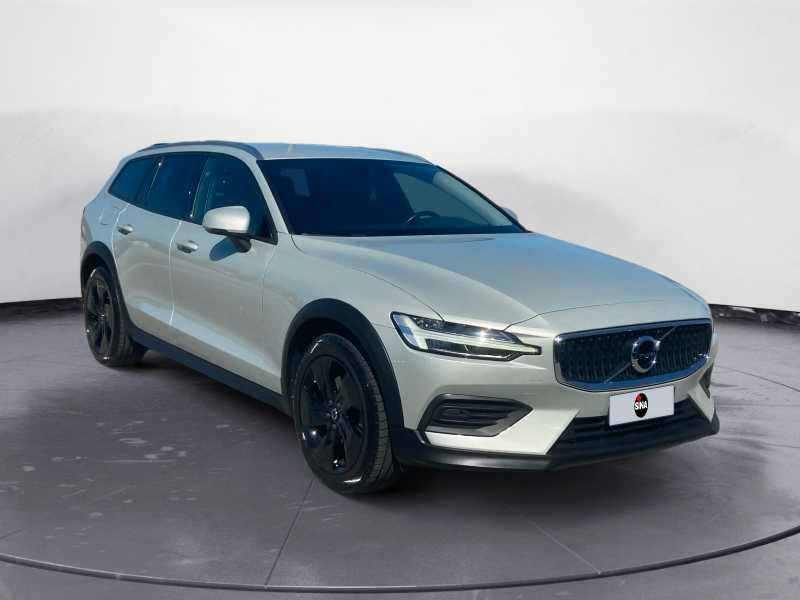 VOLVO V60 Cross Country 2.0 d4 Pro AwD GearTr.