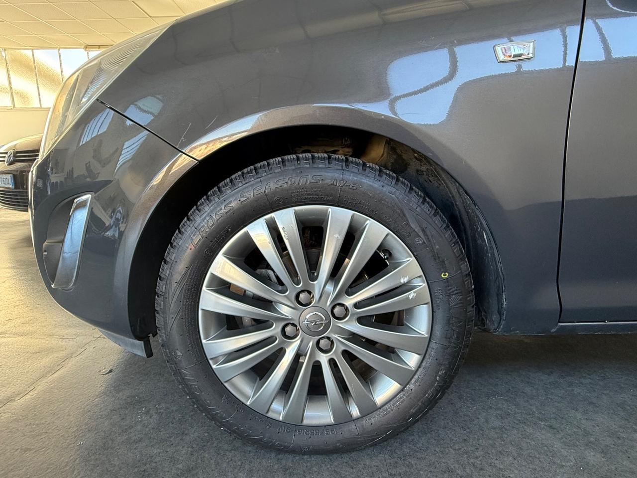 Opel Corsa 1.2 3 porte b-color ok neopatentati