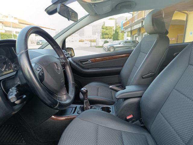 MERCEDES-BENZ A 150 BlueEFFICIENCY Coupé Elegance