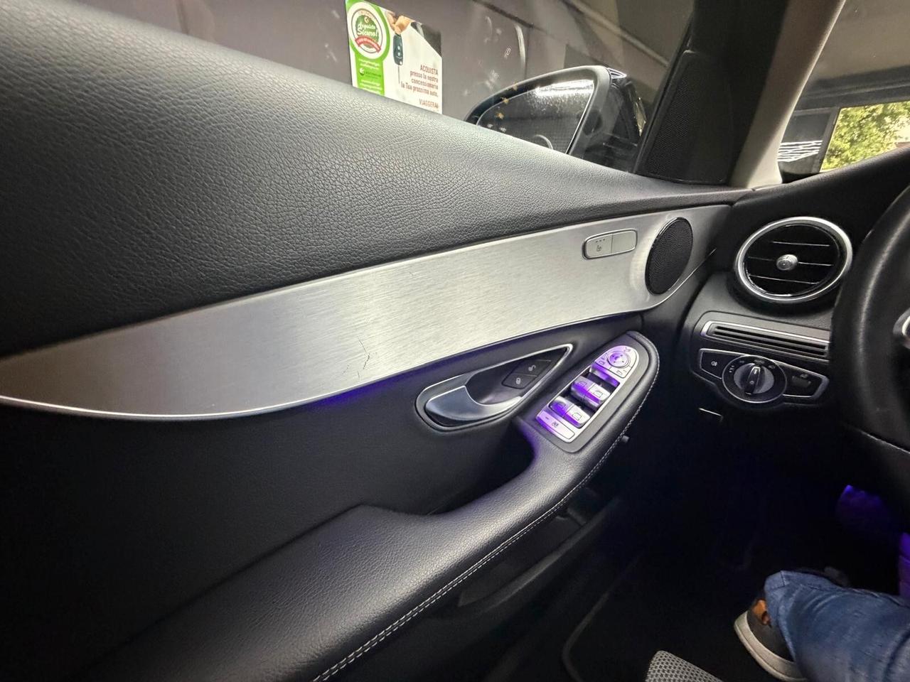 Mercedes-benz C 220 d Auto Premium