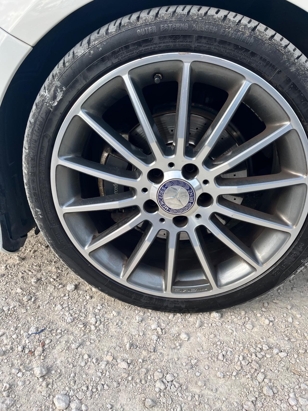 Mercedes-benz A 200 A 200 CDI Premium