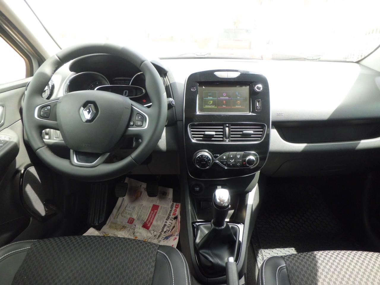Renault Clio dCi 8V 90 CV 5 porte Moschino Intens