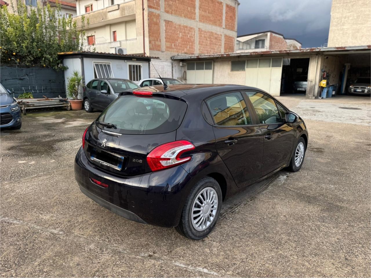 Peugeot 208 1.4 HDi 68 CV 5 porte Active