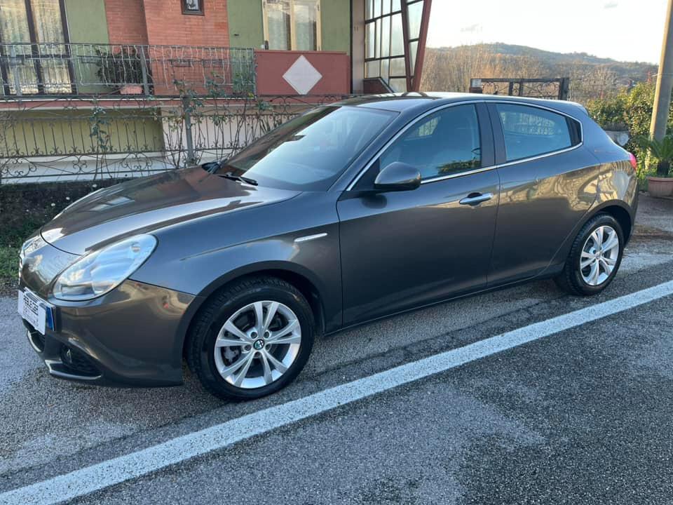 Alfa Romeo Giulietta 1.6 JTDm-2 105CV Progression