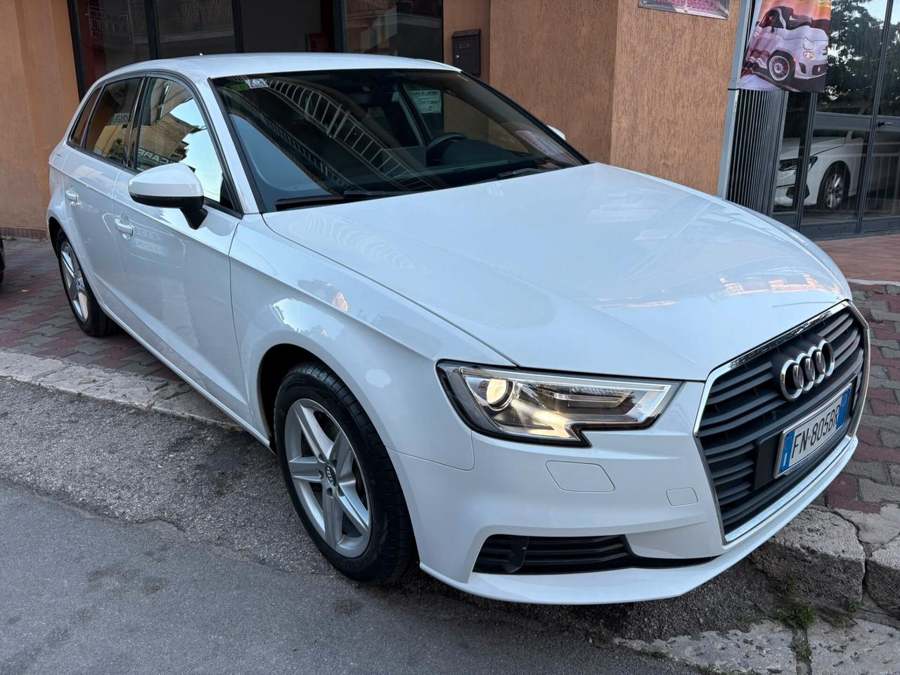 Audi A3 SPB 1.6 TDI 116 CV Business