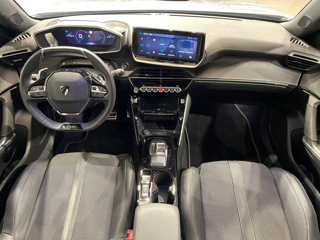 Peugeot 2008 1.2 hybrid GT 136cv e-dcs6