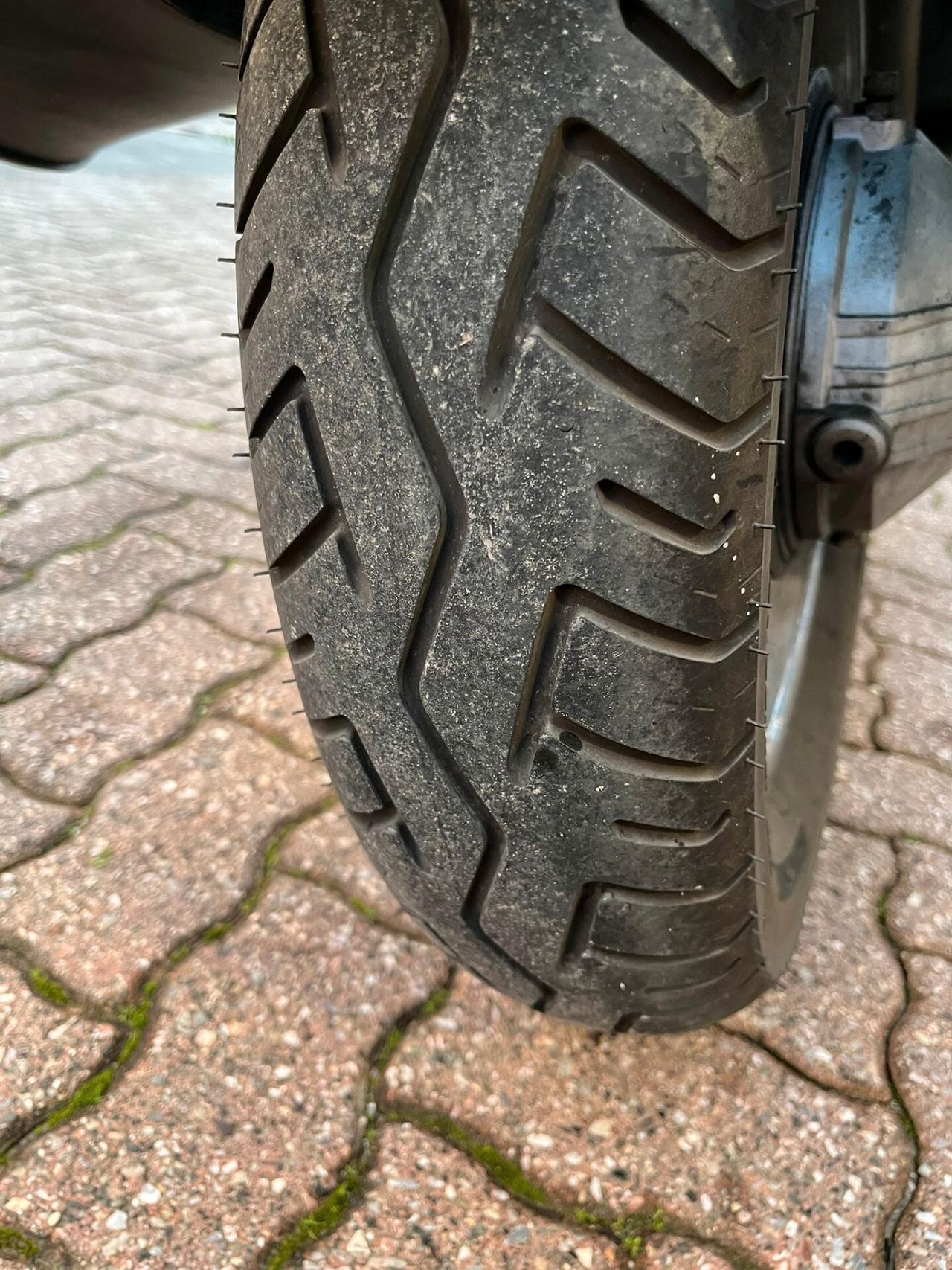 Moto Guzzi Nevada 750