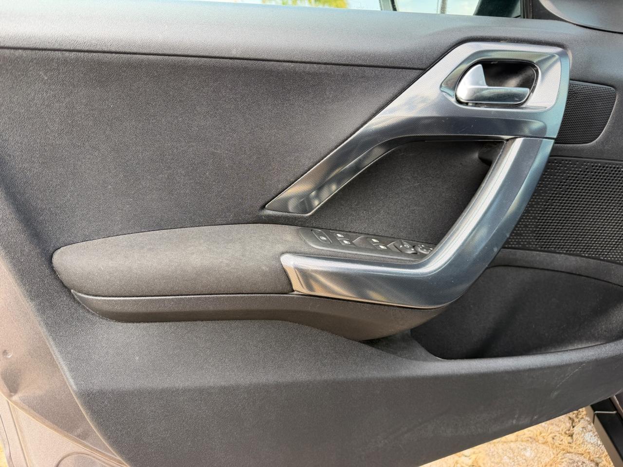 Peugeot 2008 BlueHDi 120 S&S Allure