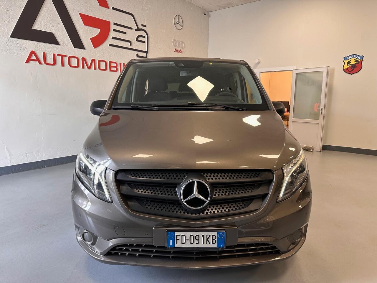 MERCEDES VITO 2.2 190 cv AUTOCARRO 5 POSTI EXTRA LONG