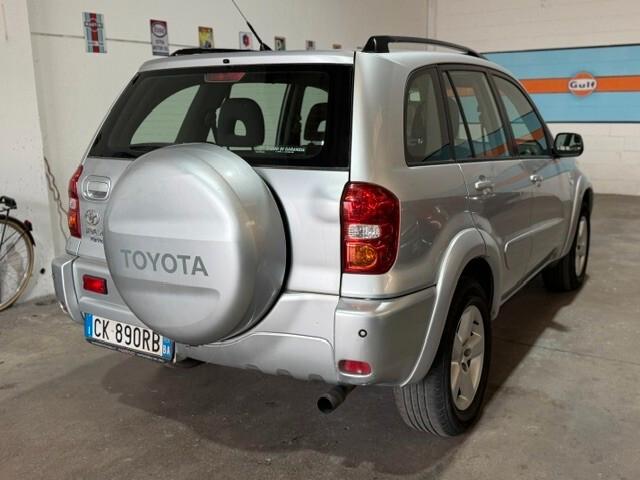 Toyota RAV 4 RAV4 2.0 Tdi D-4D cat 5 porte Sol 4x4