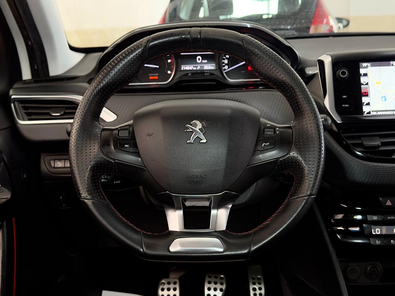 Peugeot 208 BlueHDi 100 cv GT Line